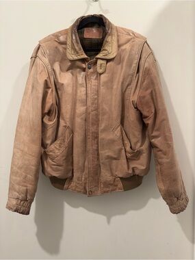 Vintage 80s/90s Chukkers by Midwest Tan Leather Bomber Jacket